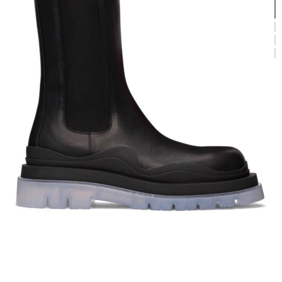Bottega Veneta Black Chelsea Boots - Picture 5 of 5